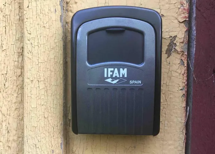 An Oldie In Center Of Korter